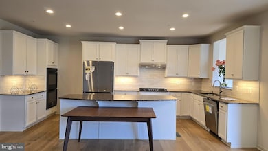 1108 Autumn Brook Ave, Silver Spring, MD 20906 - photo 3