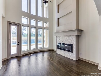 318 Santa Domingo, Helotes, TX 78023 - photo 2