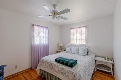 7421 Stearns St, Shawnee, KS 66203 - photo 7