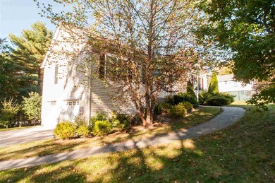 76 Cox St, Nashua, NH 03064 - photo 3