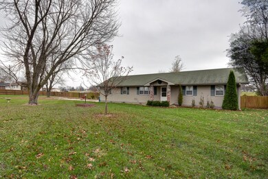 600 E Division-2