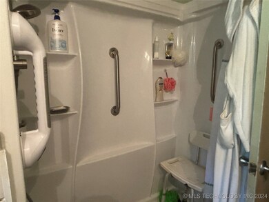 525 E 55th Place N, Tulsa, OK 74126 - photo 5