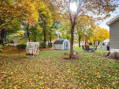 17 Circlefield Dr, Nashua, NH 03062 - photo 6