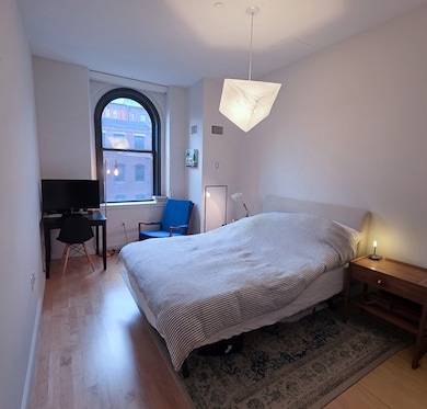 346-354 Congress St unit 505, Boston, MA 02210 - photo 6