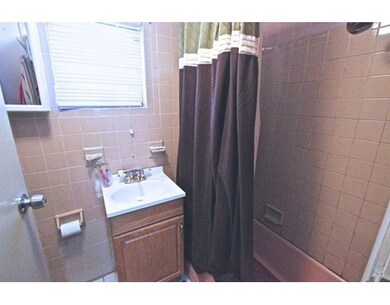 27 Dix St, Revere, MA 02151 - photo 6