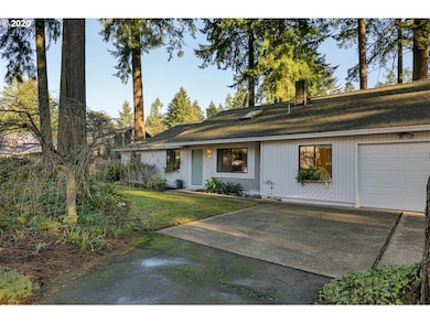 3595 Upper Dr, Lake Oswego, OR 97035 - photo 2