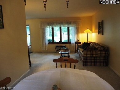 815 Pasadena Ave, Sheffield Lake, OH 44054 - photo 5