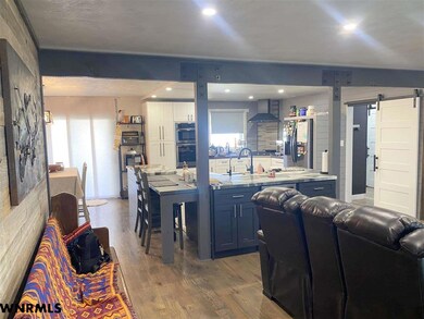 3517 Skyline Dr, Scottsbluff, NE 69361 - photo 3