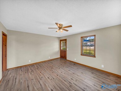 28059 Alabama 251, Ardmore, AL 35739 - photo 4