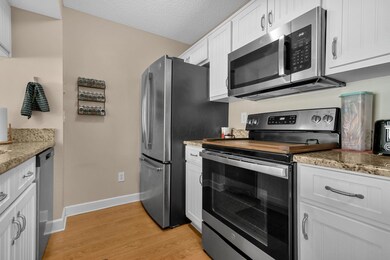 4-web-or-mls-2521-dahlia-way