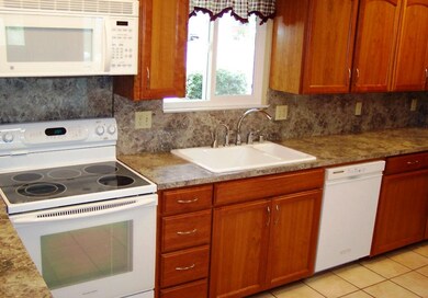 Kitchen 4