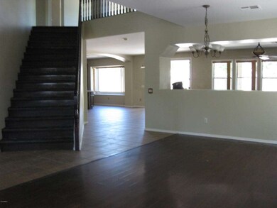 Vineyard-Dining Room and Stairway