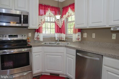 305 Falmouth Dr, Ruther Glen, VA 22546 - photo 6