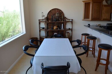Dining room (Large)