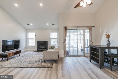 5834 Wyndham Cir unit 303F, Columbia, MD 21044 - photo 7