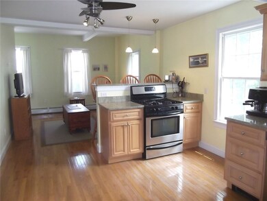 227 Thames St unit 3,7, Bristol, RI 02809 - photo 4