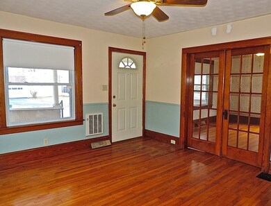 55 Silver St, Greenfield, MA 01301 - photo 5