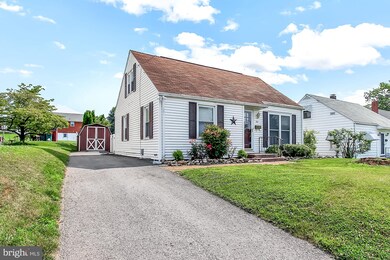 311 Commerce St, Waynesboro, PA 17268 - photo 2