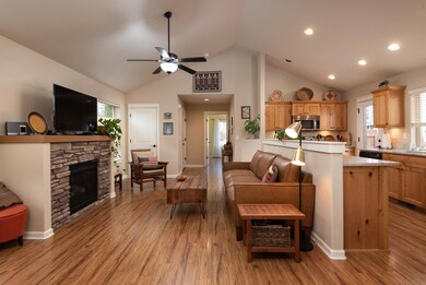 20274 Badger Rd, Bend, OR 97702 - photo 3