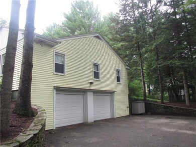 61 Smith Ave, Greenville, RI 02828 - photo 2