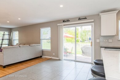 2 Winding Canyon Ct, Algonquin, IL 60102 - photo 7