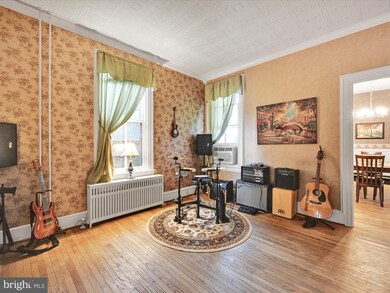 134 S 3rd St, Hamburg, PA 19526 - photo 4