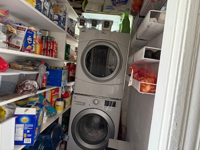 Pantry/Laundry off kitchen