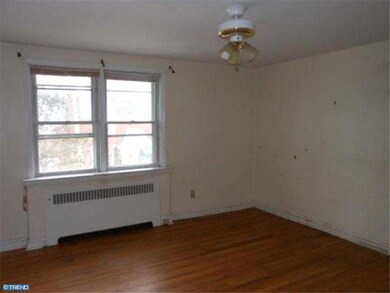 614 Andover Rd, Upper Darby, PA 19082 - photo 6