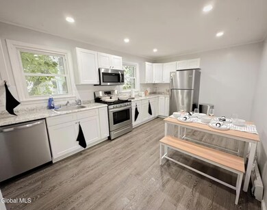 809 Park Ave, Albany, NY 12208 - photo 5