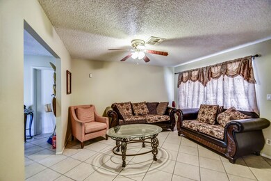 2225 N 48th Dr, Phoenix, AZ 85035 - photo 5