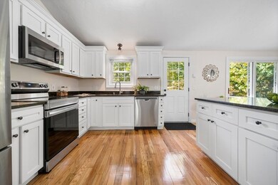 229 Flanders Rd, Westborough, MA 01581 - photo 5
