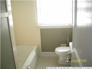 Upstairs Unit bath