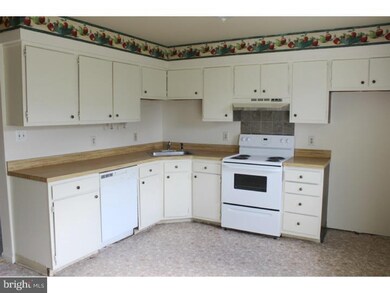 414 Blaker Dr, East Greenville, PA 18041 - photo 7