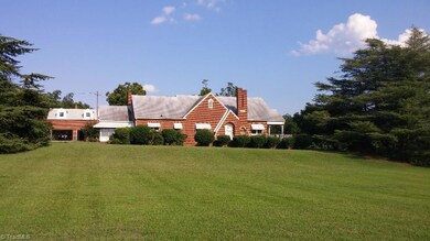 Huge level front yard.
