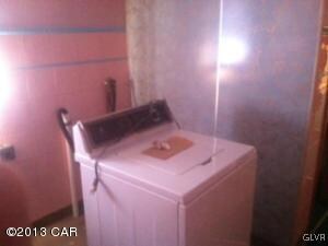 9 Meadow Ave, Tamaqua, PA 18252 - photo 5