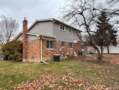 20490 Coachwood Rd, Riverview, MI 48193 - photo 5