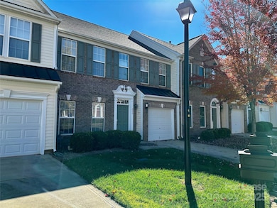 7946 Mariners Pointe Cir, Denver, NC 28037 - photo 3