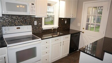 4207 W Grant St, Slatedale, PA 18079 - photo 7