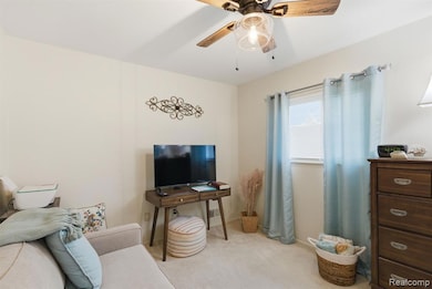 30671 Washington Blvd, Warren, MI 48093 - photo 7