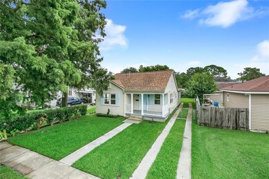 HOME SWEET HOME ON HOUMA BLVD!