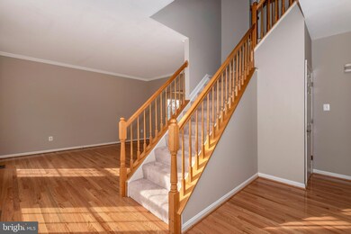 19812 Madrigal Dr, Germantown, MD 20876 - photo 3