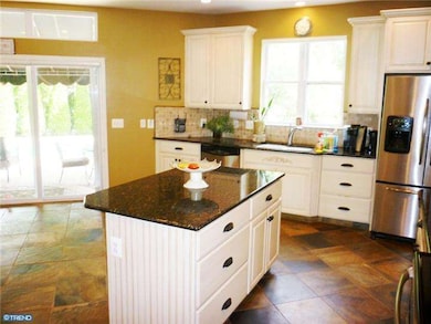 16 Reserve Ct, Mount Laurel, NJ 08054 - photo 5