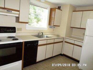 26 Lowell St unit F, Rochester, NH 03867 - photo 2