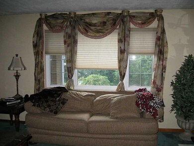 1933 Brodview St, Aliquippa, PA 15001 - photo 3