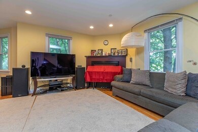 300 Winter St unit 2, Waltham, MA 02451 - photo 4