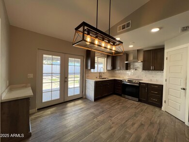 8201 S 26th St, Phoenix, AZ 85042 - photo 6