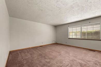 4905 Colfax Place, Oklahoma City, OK 73112 - photo 5