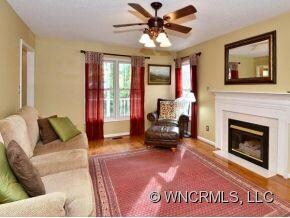 202 Glen Woods Ct, Asheville, NC 28803 - photo 4