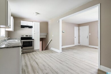 2347 Spencer Ln, Center Point, AL 35215 - photo 7