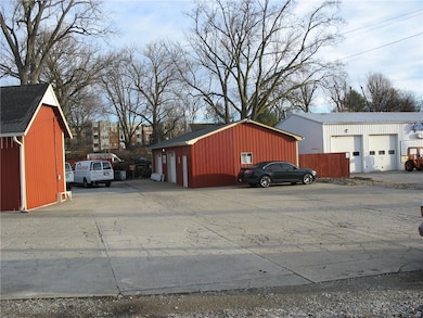 205 N Green St, Brownsburg, IN 46112 - photo 6